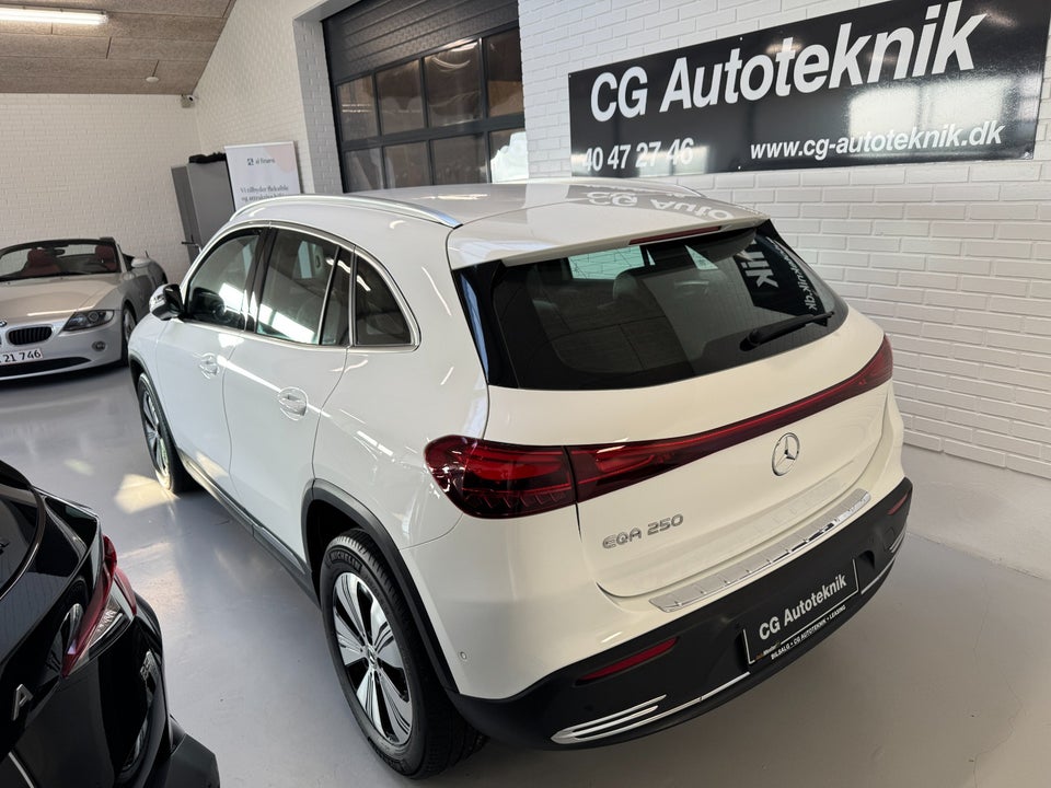 Mercedes EQA250 Progressive 5d