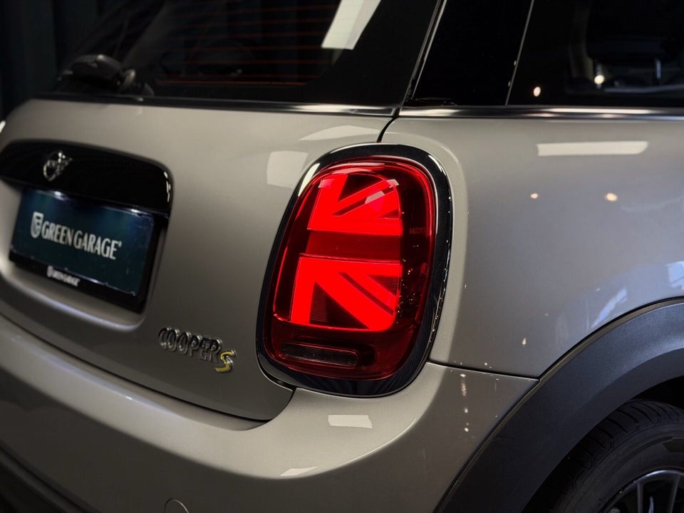 MINI Cooper SE Classic Trim 3d