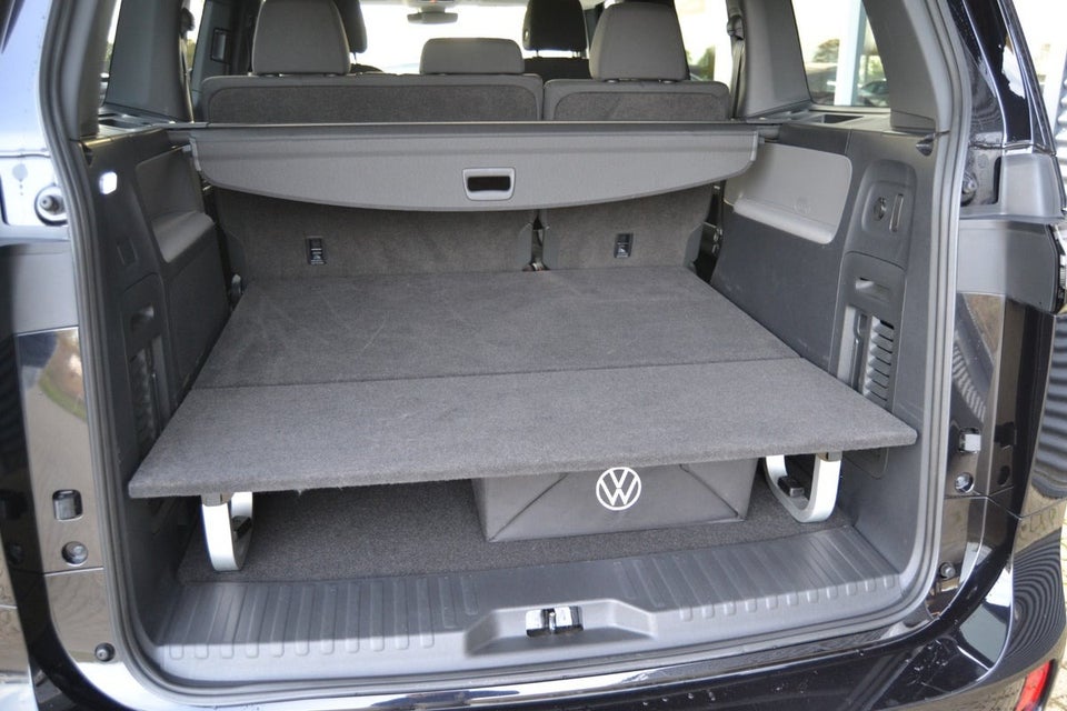 VW ID.Buzz 77 Pro SWB 5d