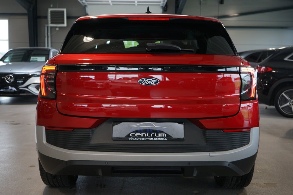 Ford Explorer 77 Premium Extended Range 5d