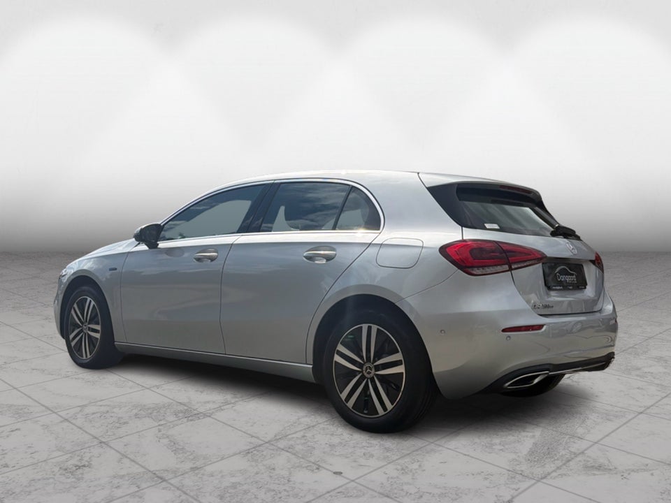 Mercedes A250 e 1,3 Advantage aut. 5d