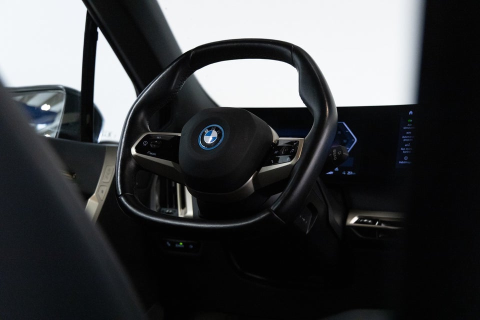 BMW iX xDrive40 Sport 5d