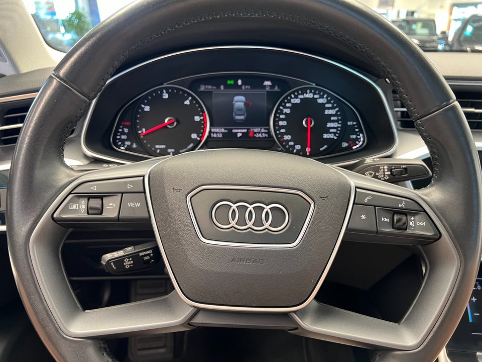 Audi A6 40 TDi S-tr. 4d