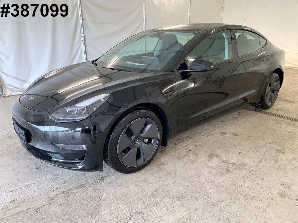 Tesla Model 3 Long Range AWD 4d