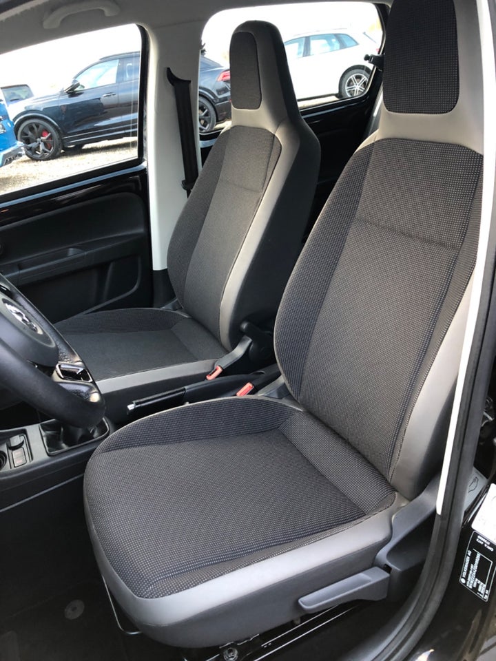 VW Up! 1,0 60 High Up! BMT 5d