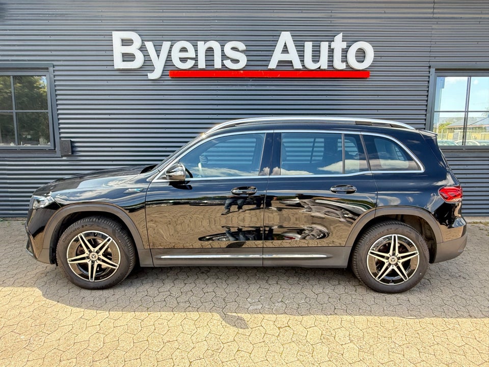 Mercedes EQB300 AMG Line 4Matic 5d