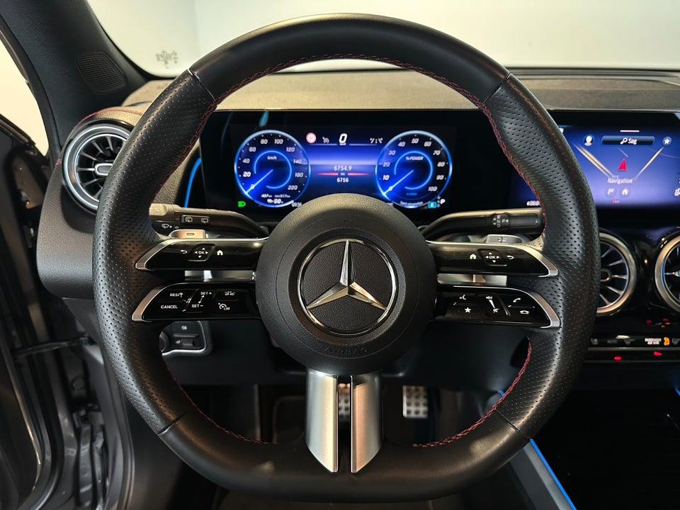 Mercedes EQB250+ AMG Line 7prs 5d