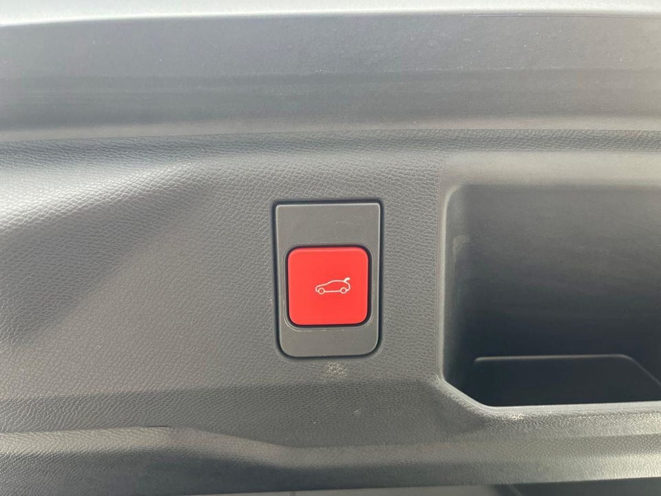 Peugeot e-5008 77 GT 7prs 5d