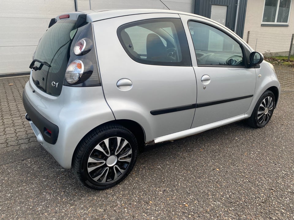 Citroën C1 1,0i Prestige 5d