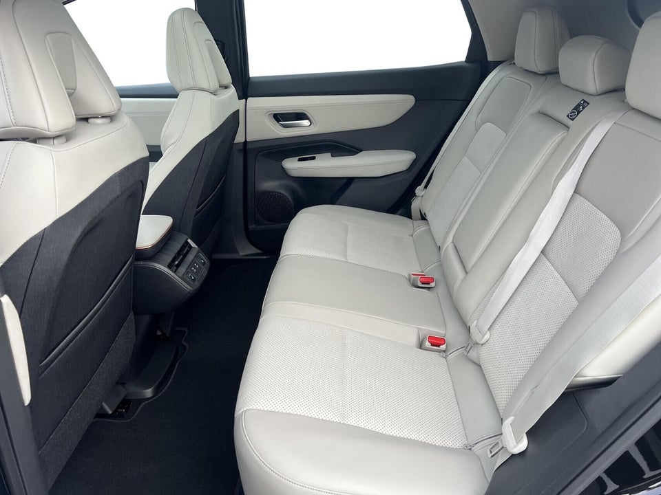 Nissan Ariya 87 Evolve 5d