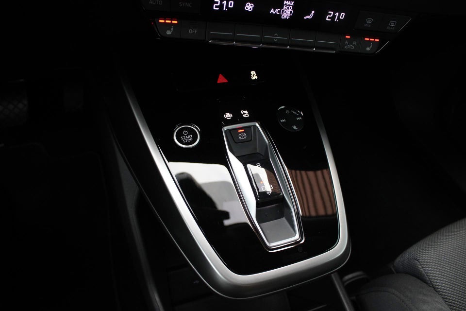 Audi Q4 e-tron 40 S-line 5d