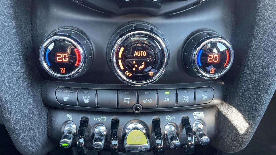 MINI Cooper SE Classic Trim 3d