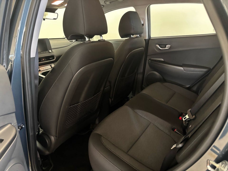 Hyundai Kona 39 EV Select 5d