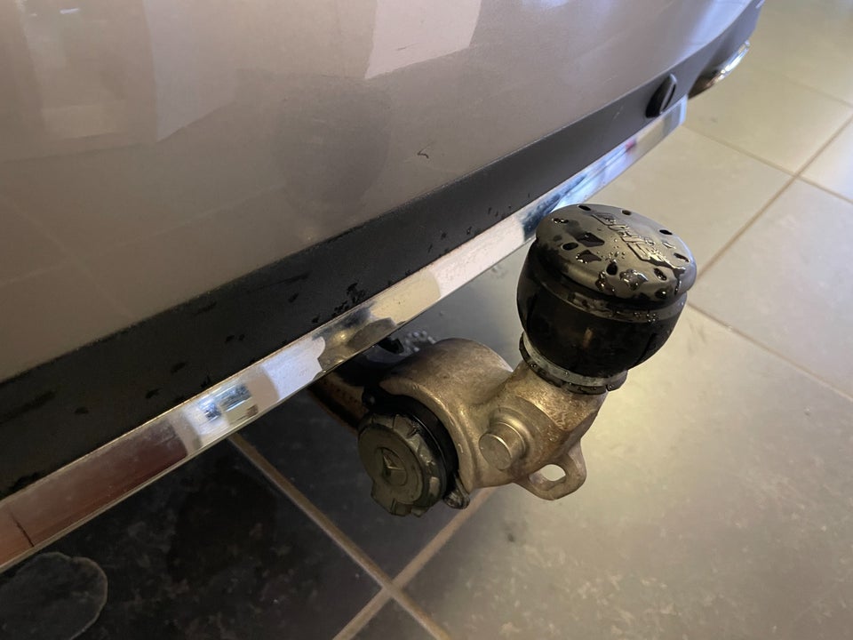 Mercedes E300 e 2,0 Advantage AMG stc. aut. 5d