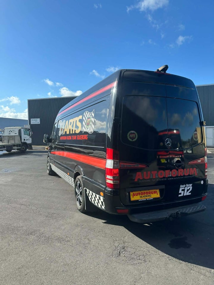 Mercedes Sprinter 318 3,0 CDi R3 Kassevogn 5d