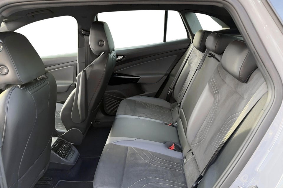 VW ID.4 77 Pro 5d