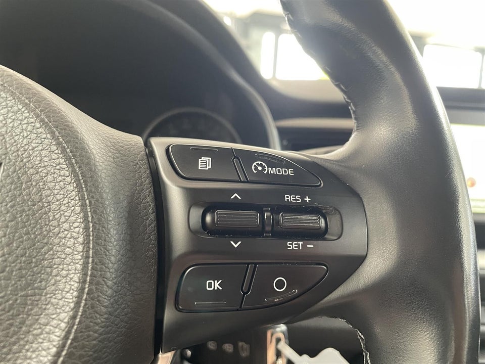 Kia Stonic 1,0 T-GDi Attraction+ 5d