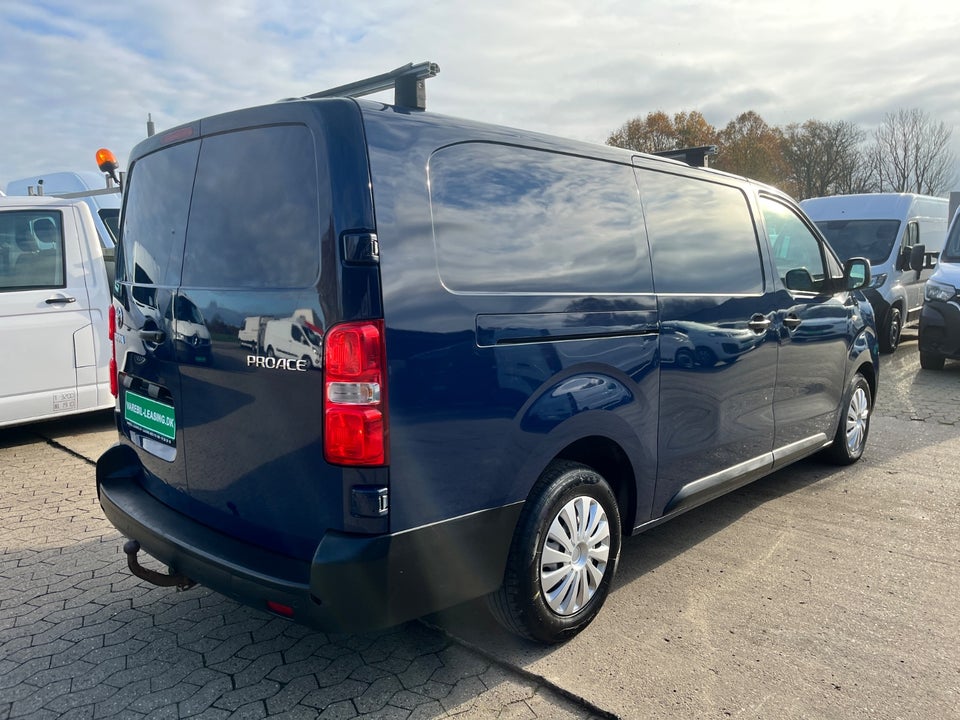 Toyota ProAce 2,0 D 120 Long Comfort 4d