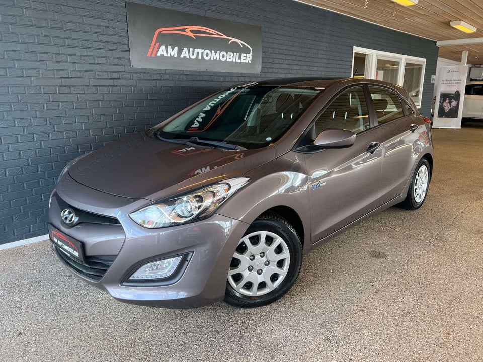 Hyundai i30 1,4 CVVT Comfort XTR 5d