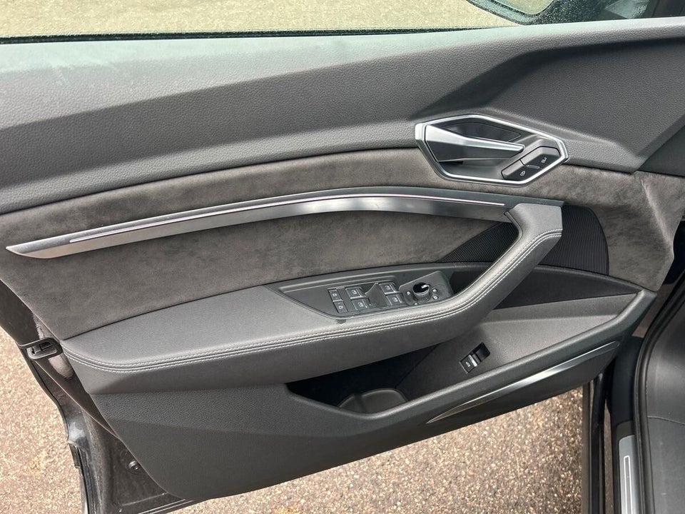 Audi e-tron 55 Prestige quattro 5d