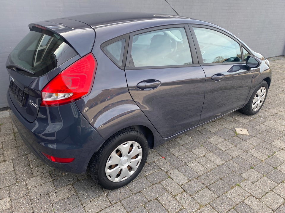 Ford Fiesta 1,25 60 Titanium 5d