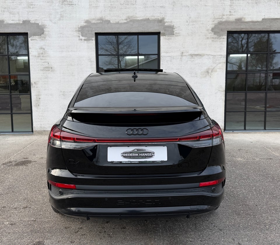 Audi Q4 e-tron 45 S-line Sportback 5d