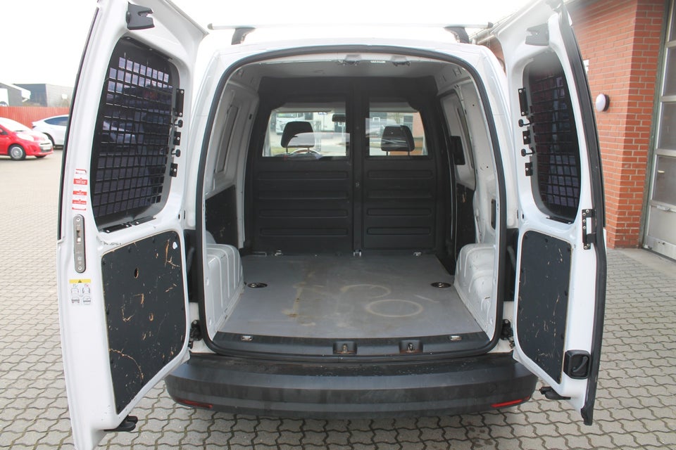 VW Caddy 2,0 TDi 102 BMT Van 4d