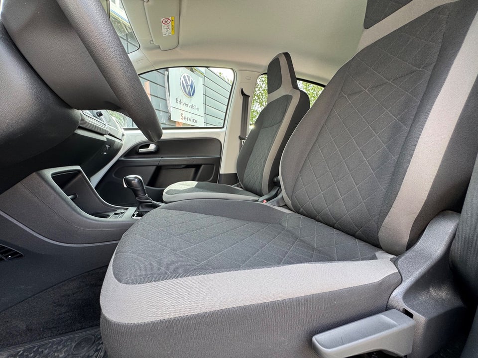 VW e-Up! Move Up! 5d