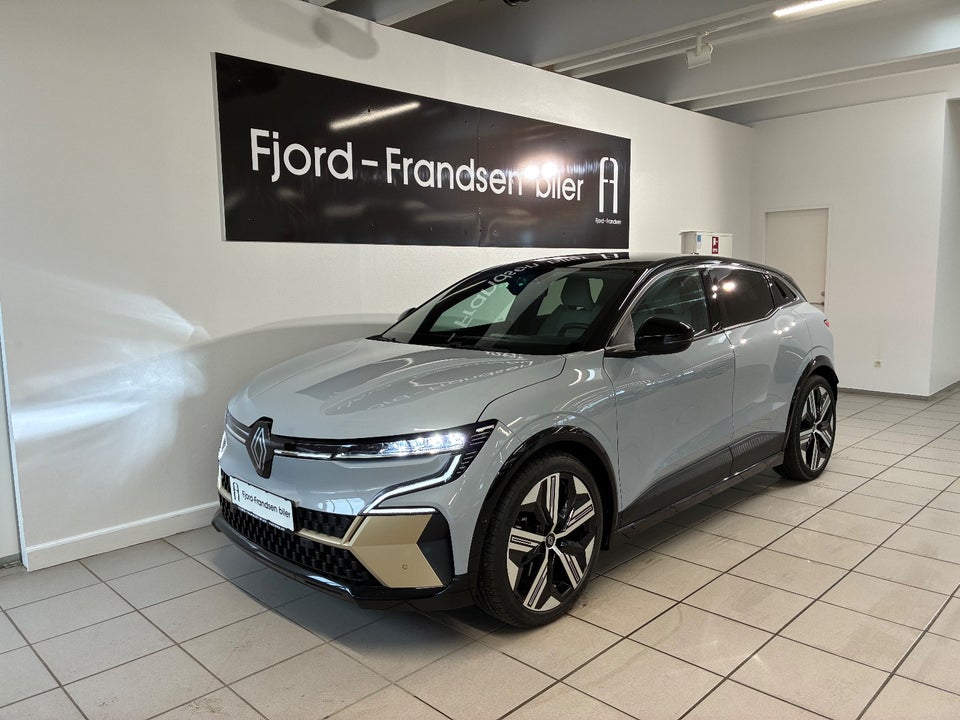 Renault Megane E-Tech 60 Iconic 5d