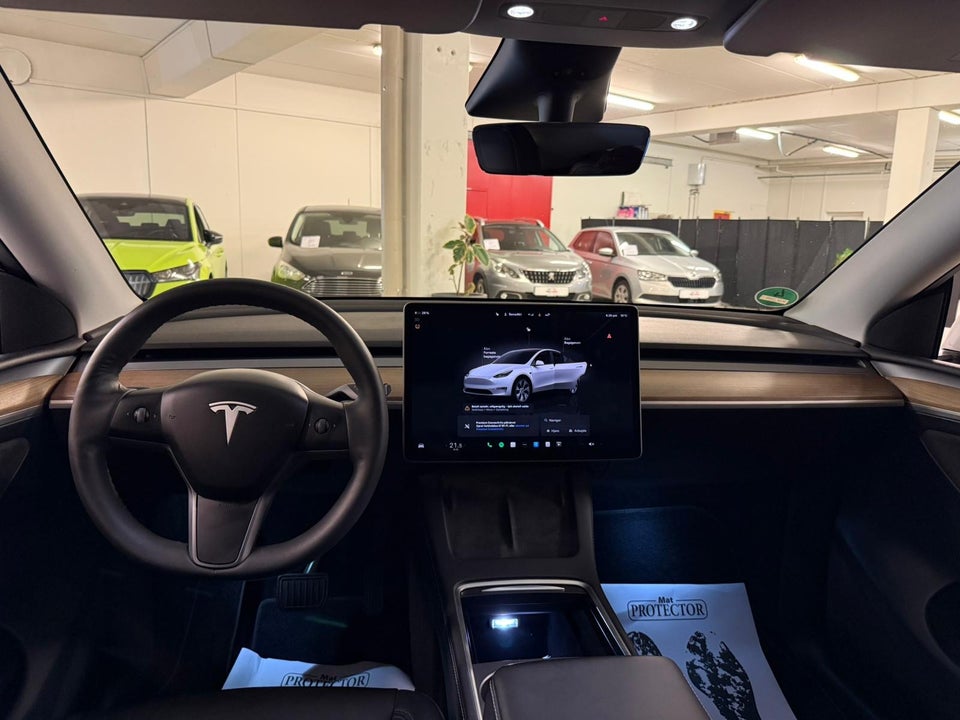 Tesla Model Y Long Range AWD 5d