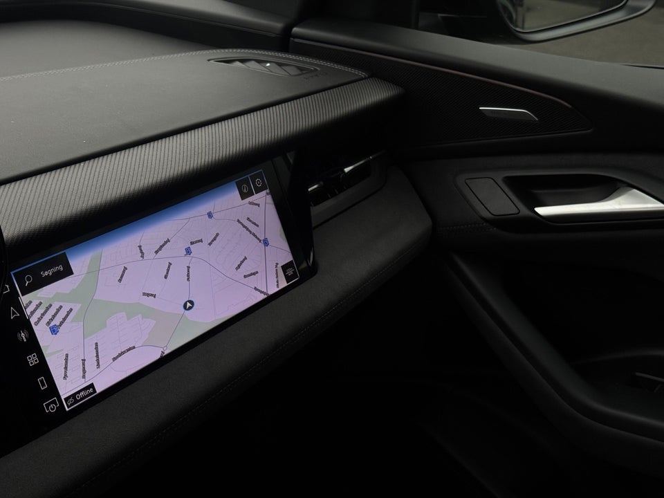Audi Q6 e-tron S-line quattro 5d
