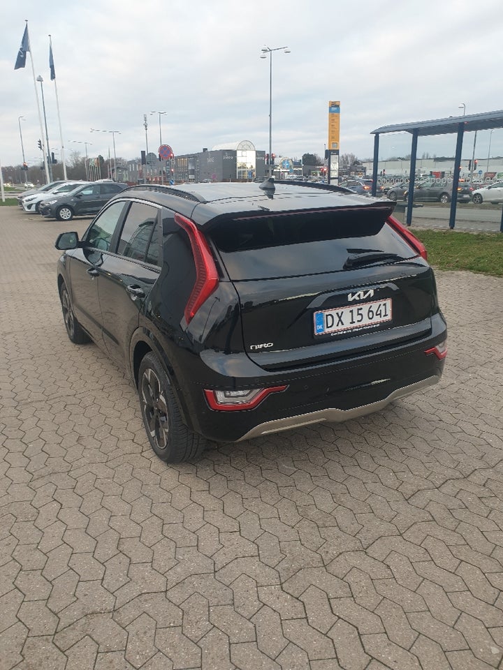 Kia Niro 64 EV Prestige 5d