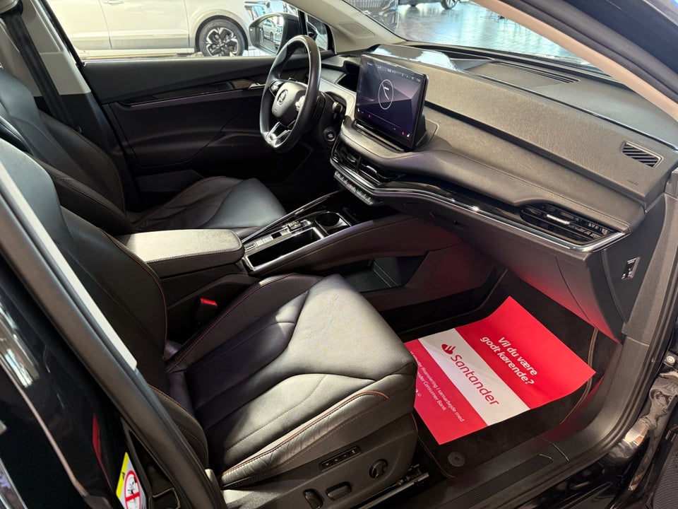 Skoda Enyaq 80 iV Suite 5d