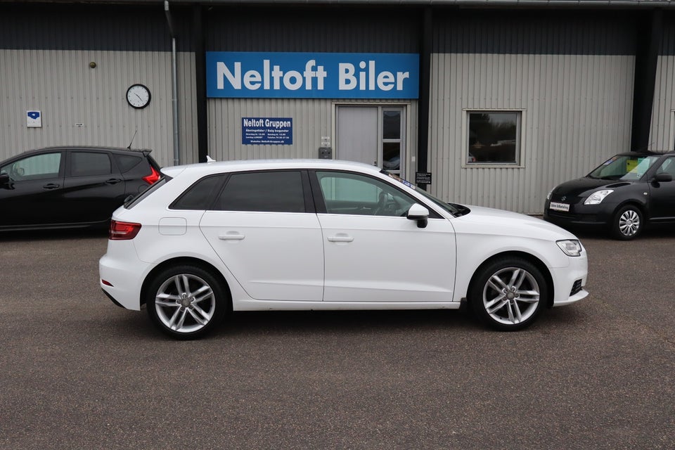 Audi A3 1,0 TFSi 116 Sport Sportback 5d