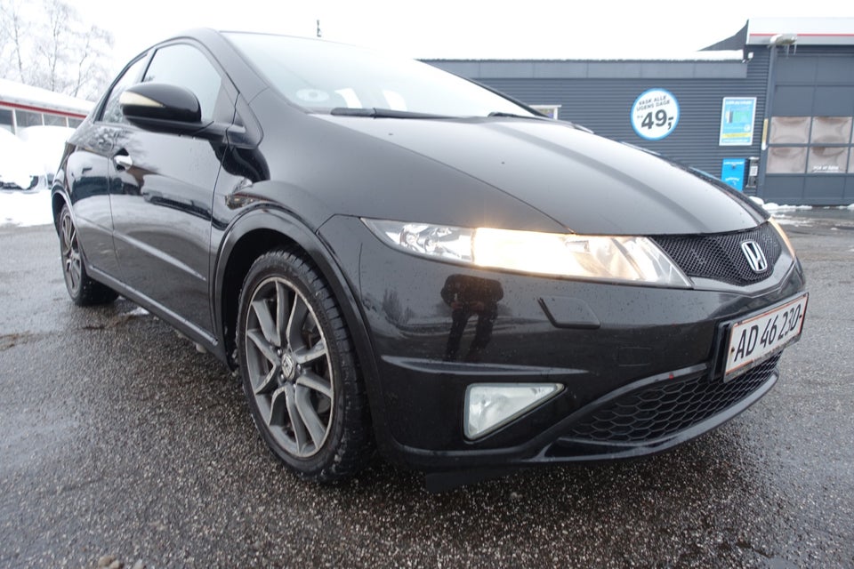 Honda Civic 1,8 Sport 5d