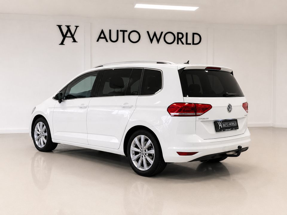 VW Touran 2,0 TDi 150 Highline DSG 7prs 5d