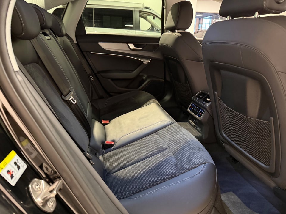 Audi A6 55 TFSi e S-line quattro S-tr. 4d