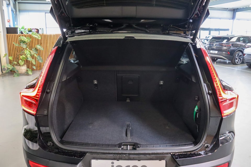 Volvo XC40 P8 ReCharge Twin R-Design 5d