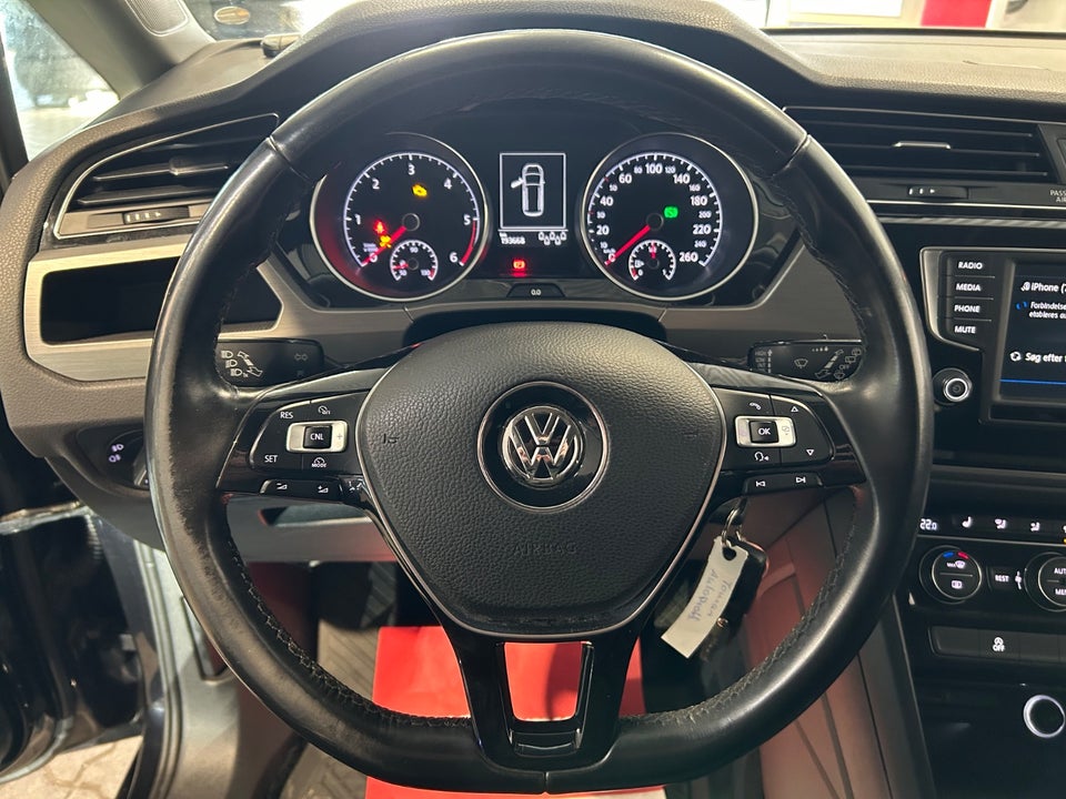 VW Touran 1,6 TDi 115 Comfortline 5d