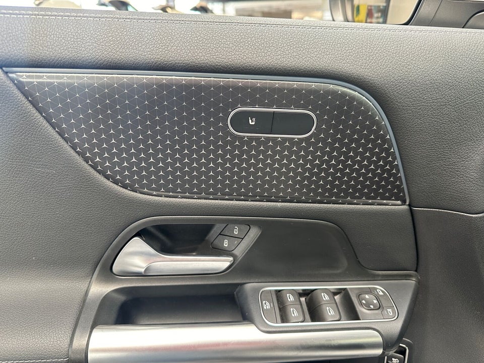 Mercedes EQA250+ Progressive 5d