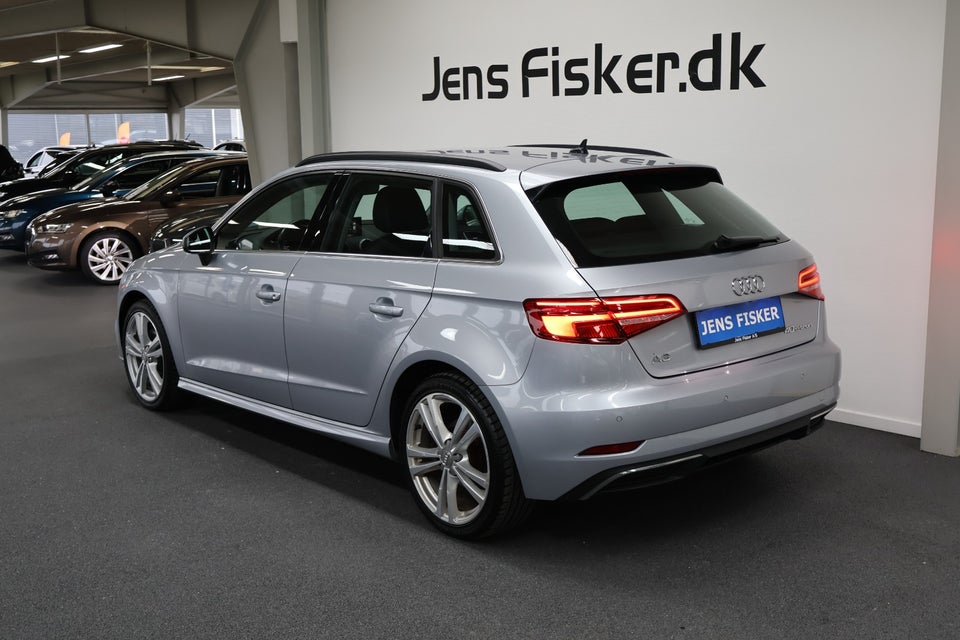 Audi A3 1,4 e-tron Sportback S-tr. 5d