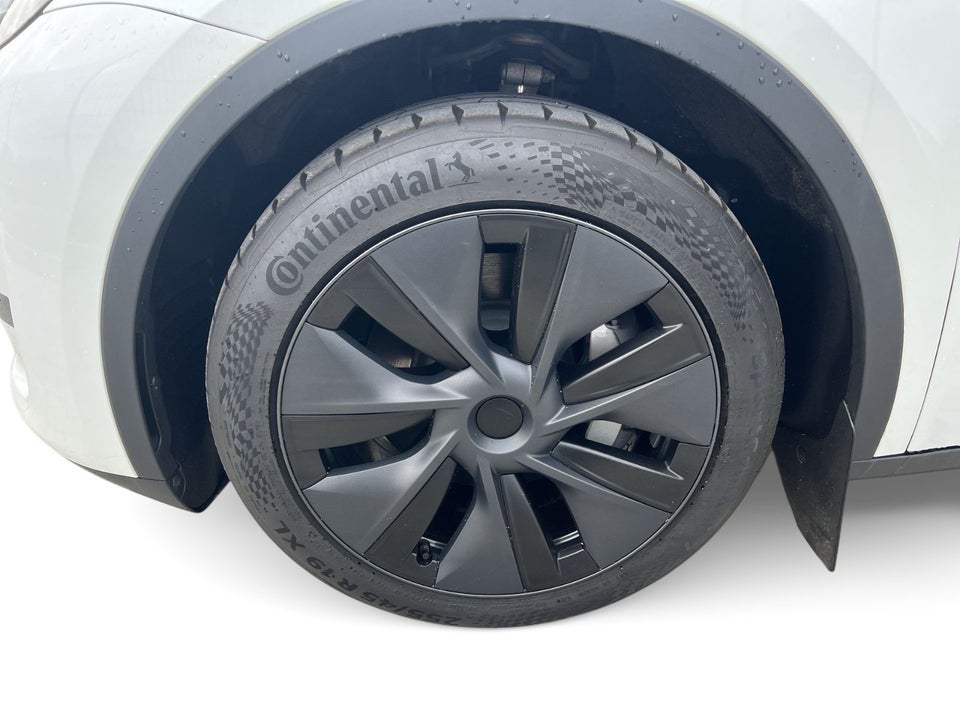 Tesla Model Y Long Range RWD 5d