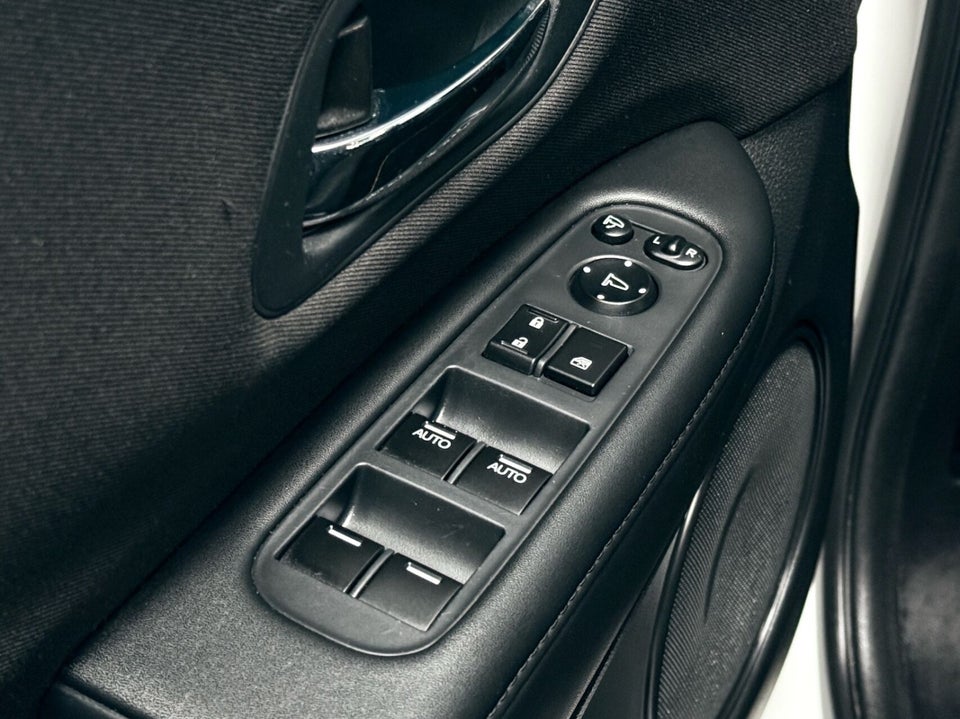 Honda HR-V 1,5 i-VTEC Comfort 5d