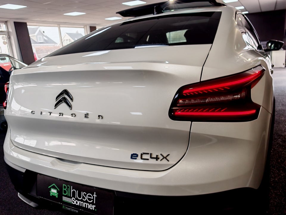 Citroën ë-C4 X 50 Max 4d