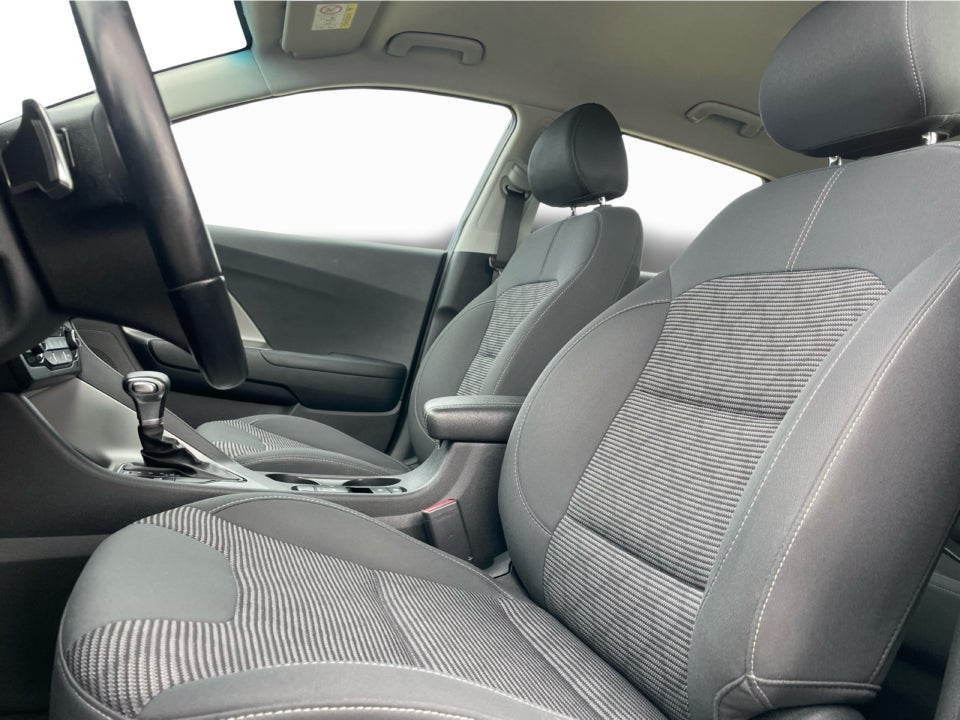 Kia Niro 1,6 PHEV Vision DCT 5d