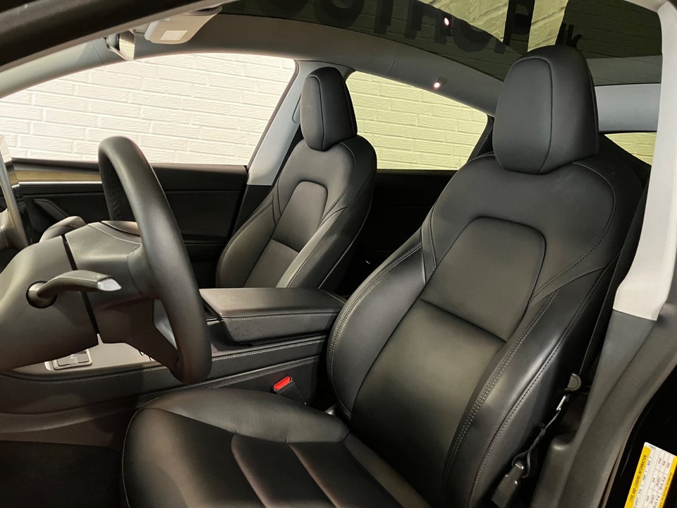 Tesla Model Y RWD 5d