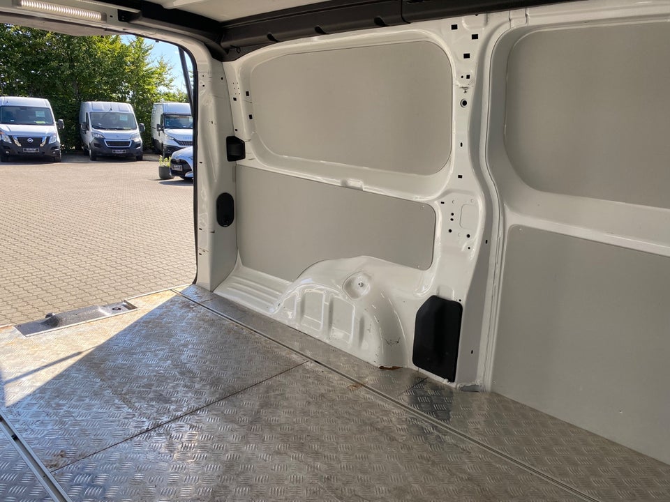 Peugeot Expert 2,0 BlueHDi 122 L3 Plus Van