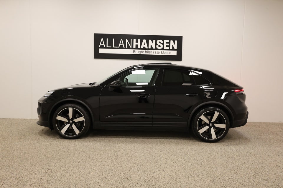 Porsche Macan 4 5d