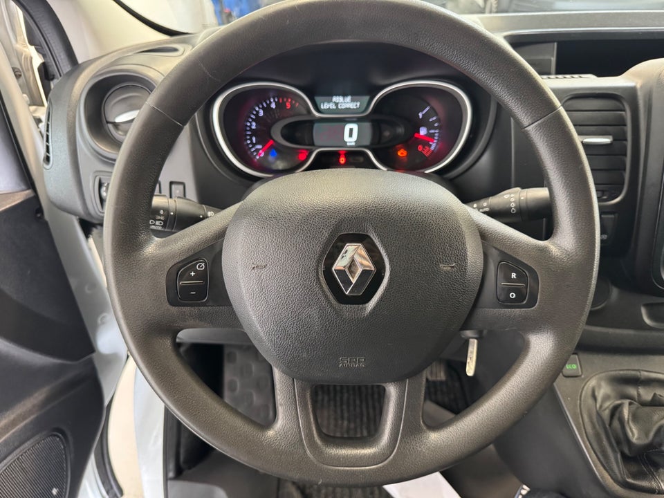 Renault Trafic T29 2,0 dCi 120 L2H1