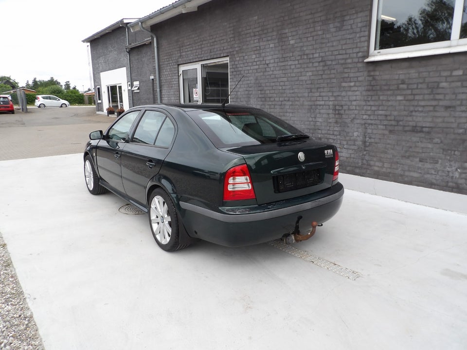 Skoda Octavia 1,6 Classic 5d